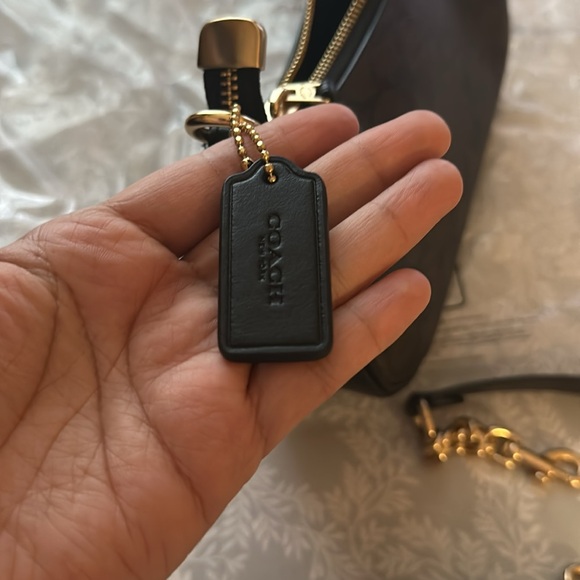 Coach Brown Leather Shoulder Bag - Picture 9 of 12